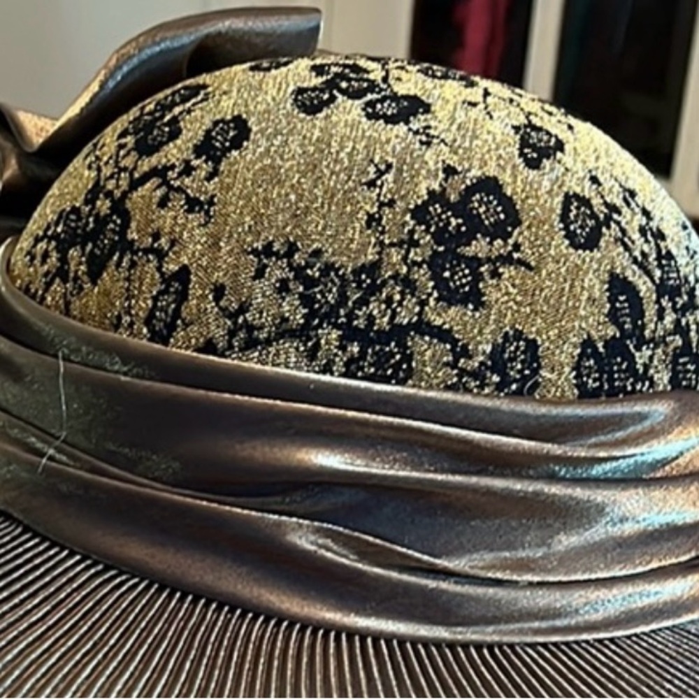 Elegant Derby Church Hat Golden Bronze/Black Accordion Pleat Wide Brim - Picture 4 of 7